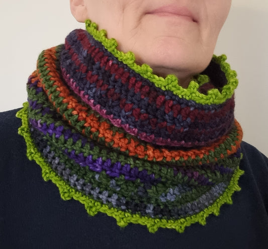 Virkattu jämälankakauluri