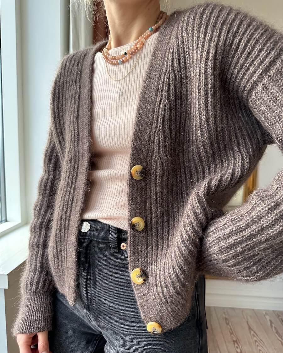Agnete Cardigan -neuleohje