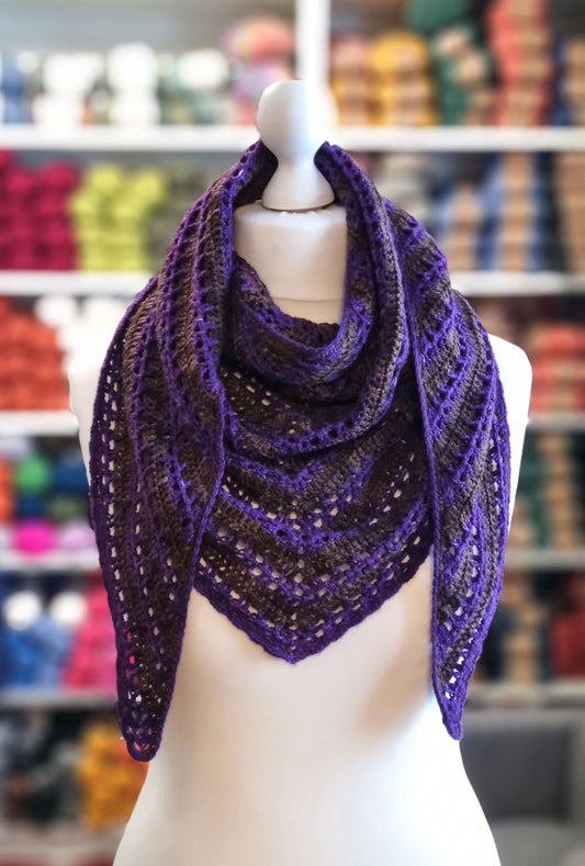 Virkattu kolmiohuivi