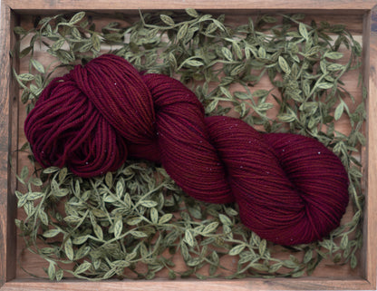 Käsinvärjätyt langat - Black Moon Yarns