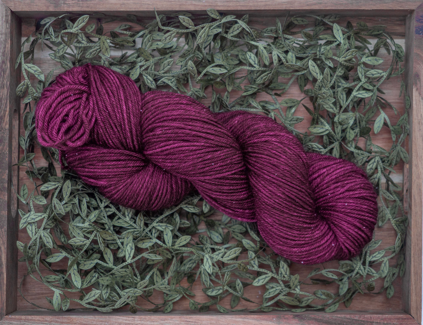 Käsinvärjätyt langat - Black Moon Yarns